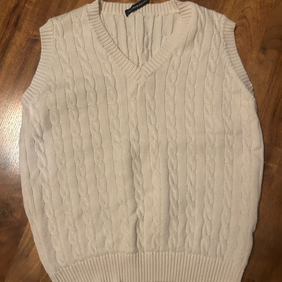 Brandy Melville Cream Cable Knit Sweater Vest - Picture 1 of 3